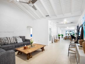 7701 NE 8th Ave, Miami FL 33138