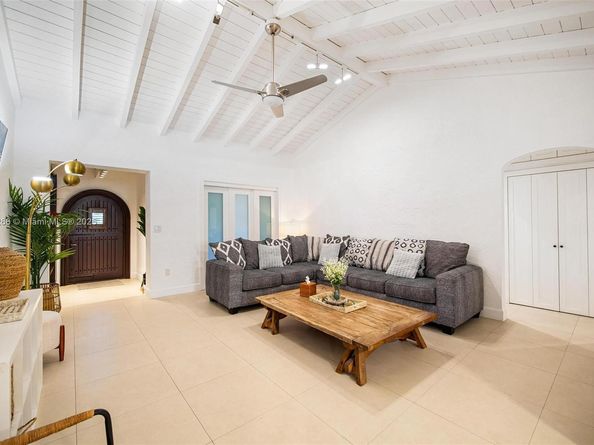 7701 NE 8th Ave, Miami FL 33138