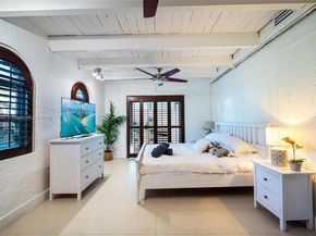 7701 NE 8th Ave, Miami FL 33138