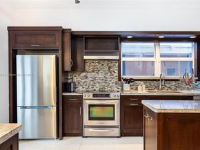 7701 NE 8th Ave, Miami FL 33138