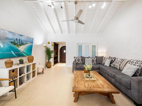 7701 NE 8th Ave, Miami FL 33138