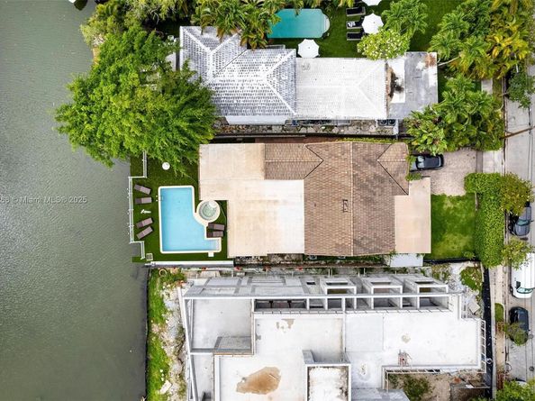 7701 NE 8th Ave, Miami FL 33138