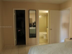 5501 NW 7th St E302, Miami FL 33126