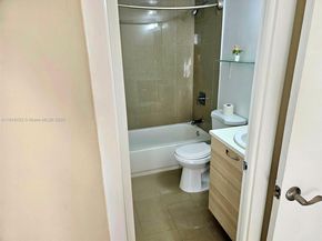 5501 NW 7th St E302, Miami FL 33126