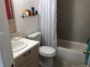 5501 NW 7th St E302, Miami FL 33126