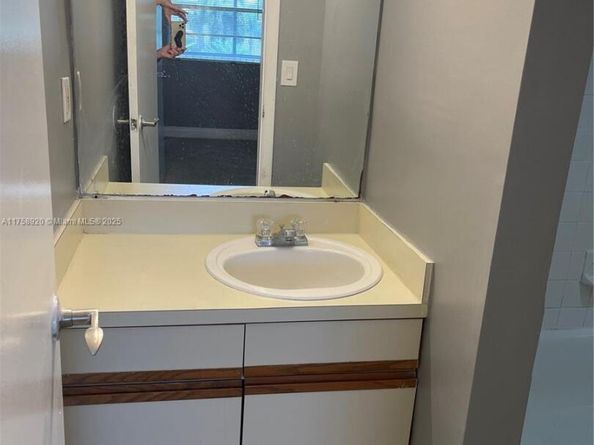 1247 SW 46th Ave 1312, Pompano Beach FL 33069