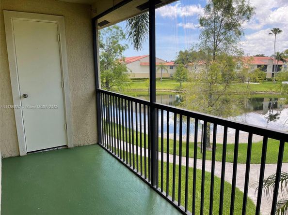 1247 SW 46th Ave 1312, Pompano Beach FL 33069