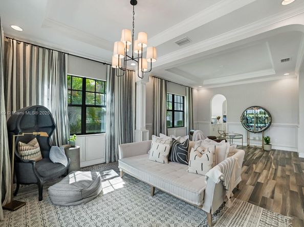 8445 E Watercrest Cir E, Parkland FL 33076