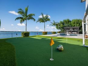 8445 E Watercrest Cir E, Parkland FL 33076