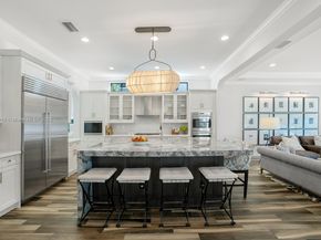 8445 E Watercrest Cir E, Parkland FL 33076