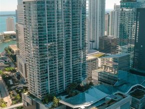 68 SE 6th St 1204, Miami FL 33131