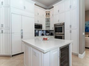 651 Sweet Bay Ave, Plantation FL 33324