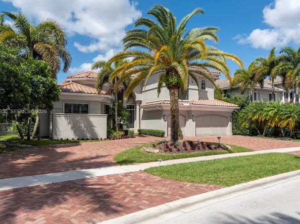 651 Sweet Bay Ave, Plantation FL 33324