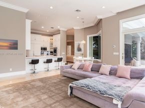 651 Sweet Bay Ave, Plantation FL 33324