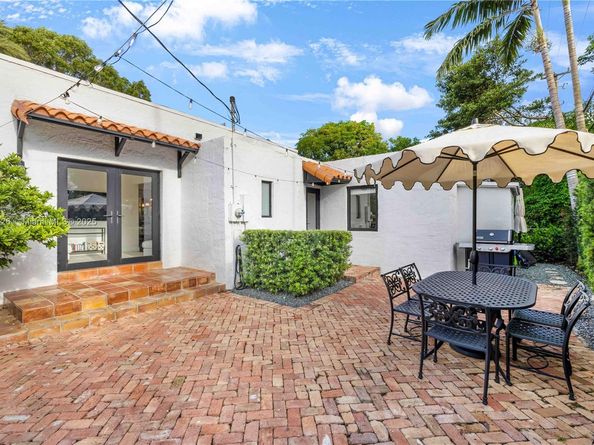 1002 Madrid St, Coral Gables FL 33134