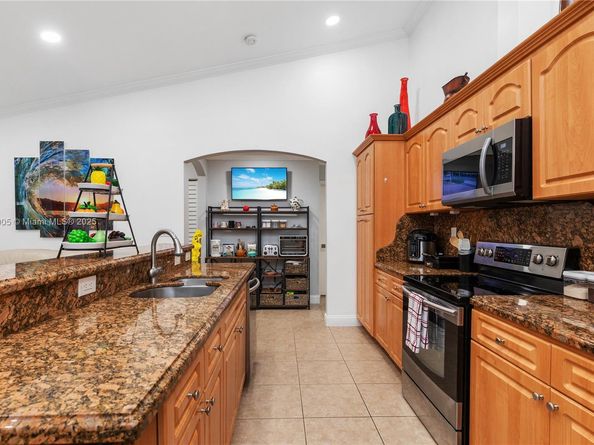 16310 SW 144th Ave, Miami FL 33177