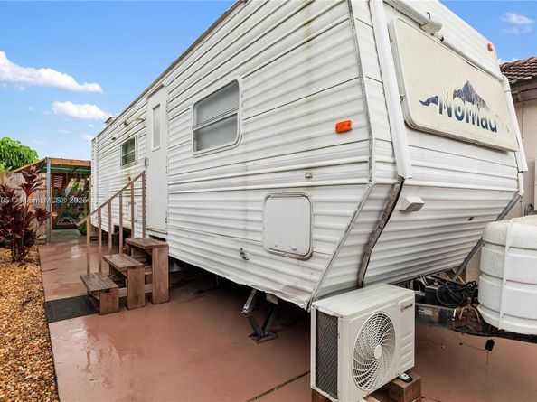 16310 SW 144th Ave, Miami FL 33177