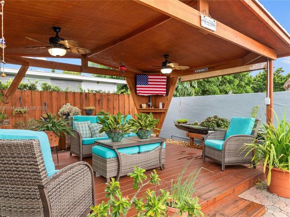 16310 SW 144th Ave, Miami FL 33177