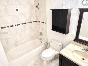 20311 NE 2nd Ave 27, Miami FL 33179