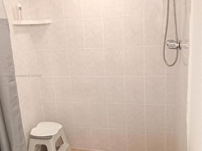 3545 NE 166th St 304, North Miami Beach FL 33160