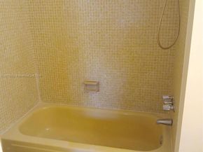 3545 NE 166th St 304, North Miami Beach FL 33160