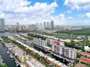 3545 NE 166th St 304, North Miami Beach FL 33160
