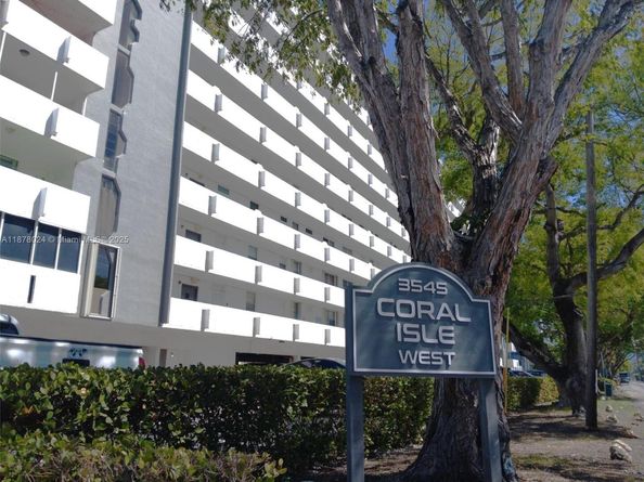 3545 NE 166th St 304, North Miami Beach FL 33160