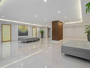 540 Brickell Key Dr 823, Miami FL 33131