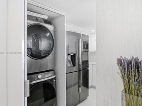 540 Brickell Key Dr 823, Miami FL 33131