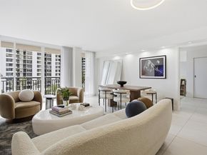 540 Brickell Key Dr 823, Miami FL 33131