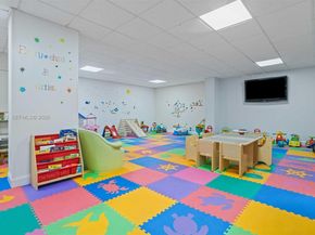 540 Brickell Key Dr 823, Miami FL 33131