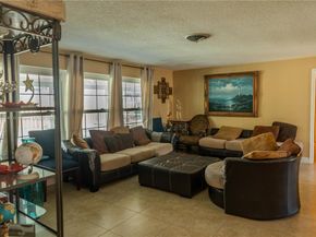 315 SW 12th Ave, Boynton Beach FL 33435