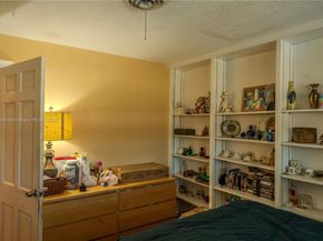 315 SW 12th Ave, Boynton Beach FL 33435