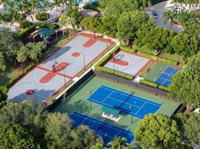 5235 SW 171st Ave, Miramar FL 33027