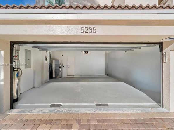 5235 SW 171st Ave, Miramar FL 33027