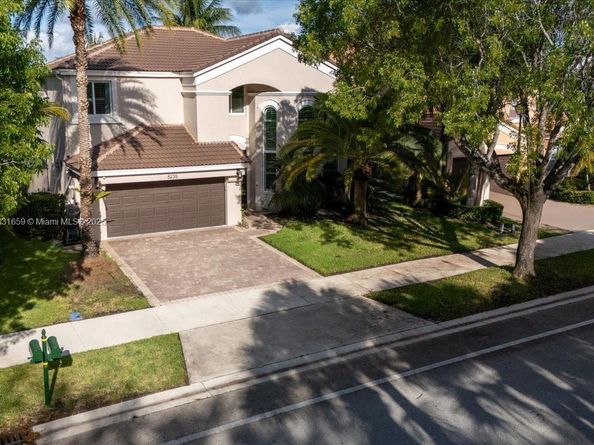 5235 SW 171st Ave, Miramar FL 33027