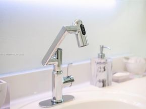 1531 NW 182nd St, Miami Gardens FL 33169