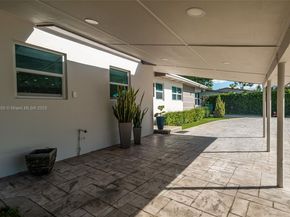 1531 NW 182nd St, Miami Gardens FL 33169