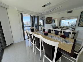 3530 Mystic Pointe Dr 1215, Aventura FL 33180