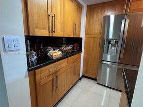 3530 Mystic Pointe Dr 1215, Aventura FL 33180