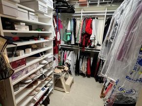 3530 Mystic Pointe Dr 1215, Aventura FL 33180