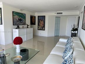 3530 Mystic Pointe Dr 1215, Aventura FL 33180