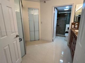 3530 Mystic Pointe Dr 1215, Aventura FL 33180