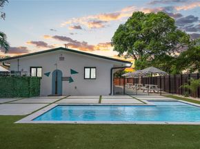 256 NW 57th St, Miami FL 33127