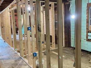 607 NW 8th Ave, Pompano Beach FL 33060