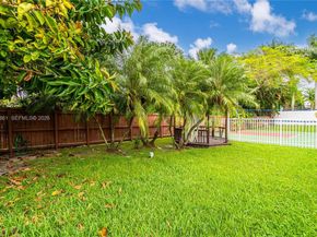 429 NW 130th Ave, Miami FL 33182