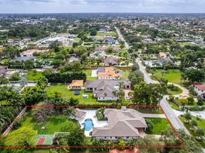 429 NW 130th Ave, Miami FL 33182