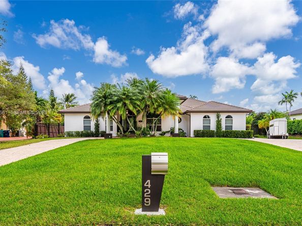 429 NW 130th Ave, Miami FL 33182