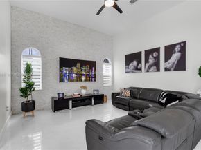 429 NW 130th Ave, Miami FL 33182