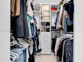 429 NW 130th Ave, Miami FL 33182